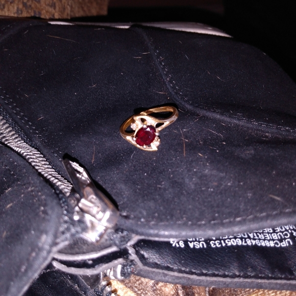 Selling my old jewelry taking offers - Picture 13 of 16